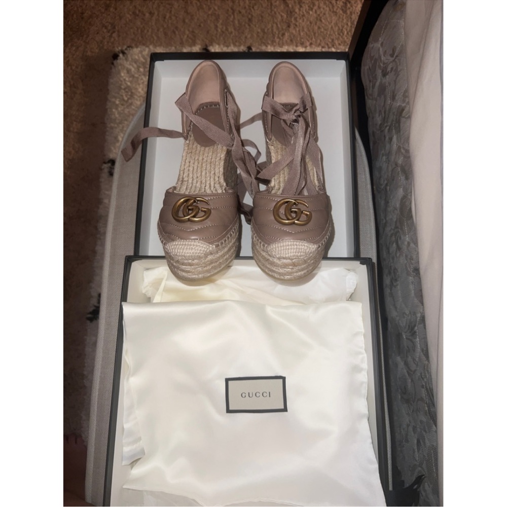 Brand new never worn Gucci espadrille wedges